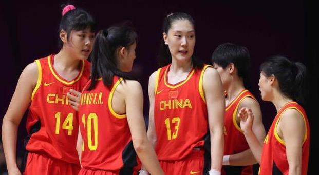 ??今晚女排熱血開戰(zhàn)，你準(zhǔn)備好了嗎？