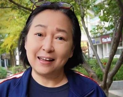 臺(tái)灣演員方芳，科技潮流先鋒，體驗(yàn)最新高科技產(chǎn)品的獨(dú)特風(fēng)采