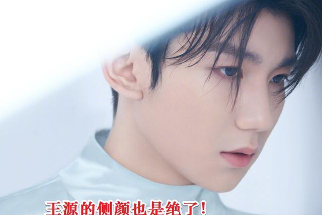TF最新寫真集2017，青春風(fēng)暴，一眼萬年！