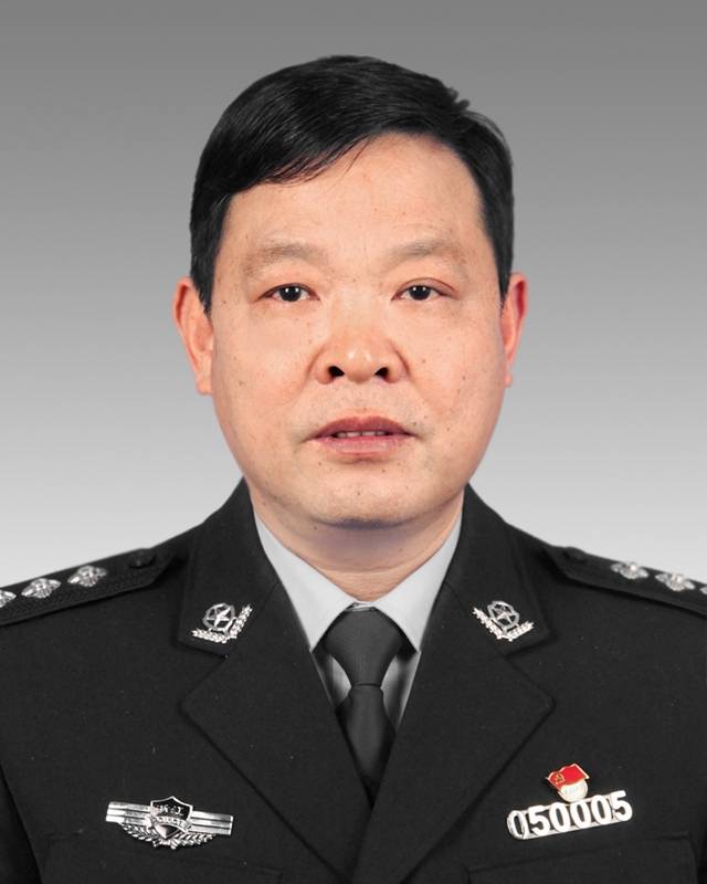 湖州最新領(lǐng)導(dǎo)干部公示及其背后的日常溫馨故事