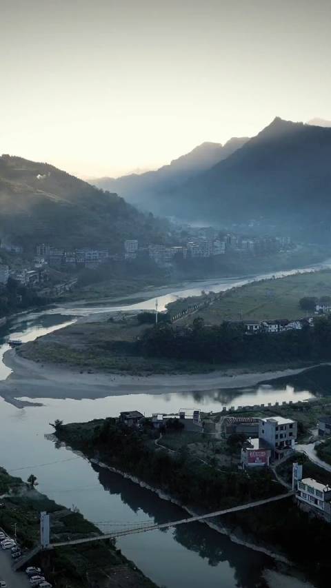 彭水郁山古鎮(zhèn)，歷史與現(xiàn)代的完美融合——最新風(fēng)貌與圖片展示
